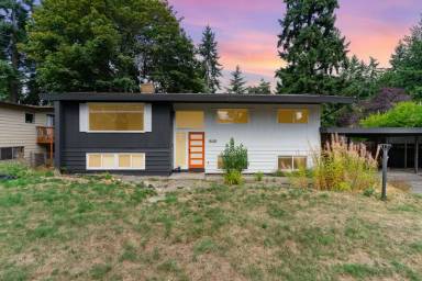 Main picture of 8428 NE 132nd Pl