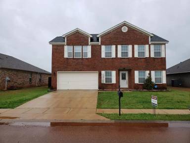 Main picture of 108 Barnard St