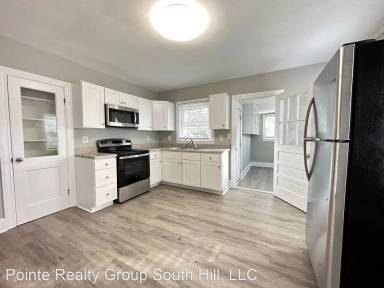 Main picture of 512 Pleasant St