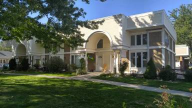 Main picture of 805 Coffman St