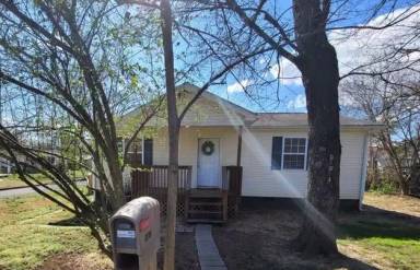 Main picture of 1013 McKinney Ave