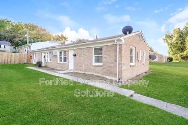 Main picture of 900 Lowdermilk St