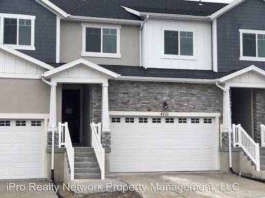 Main picture of Sky Ridge Townhomes