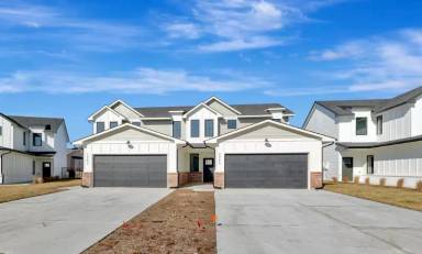 Main picture of 2265 N 159th Ct E