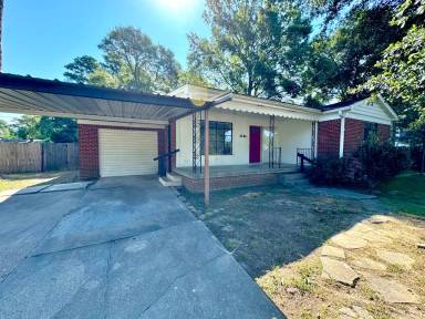 Main picture of 4206 Main St