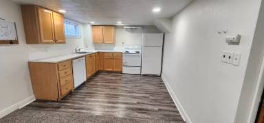 Main picture of 176 Willard Ave