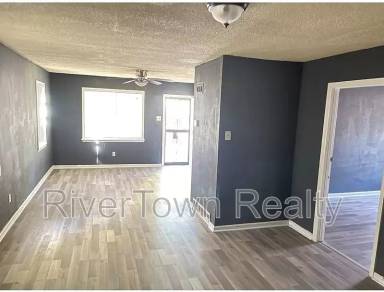 Main picture of 2489 Hanwood Ave