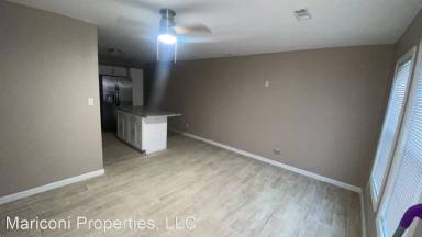 Main picture of 37 Saint Columba Dr