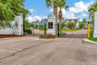 Main picture of 258 Silver Cypress Cir