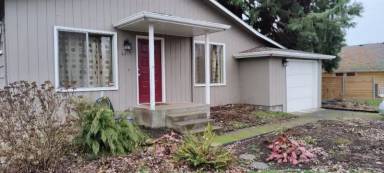 Main picture of 4215 Harlan Dr NE