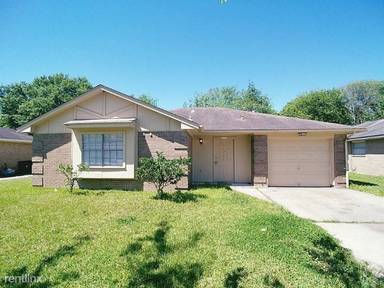 Main picture of 7135 Kings Dr