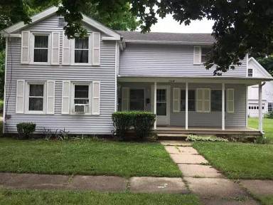Main picture of 204 W 2nd St