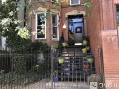 Main picture of 1854 N Sedgwick St