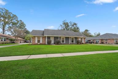 Main picture of 6225 Chattanooga Dr