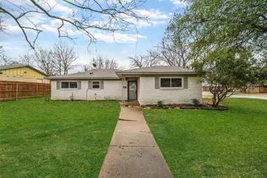 Main picture of 1818 W Birge St