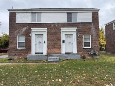 Main picture of 15901 Kramer St