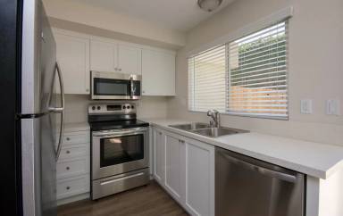 Main picture of 120 Phoebe St