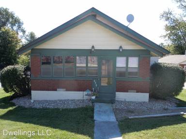 Main picture of 612 E Hillside Dr