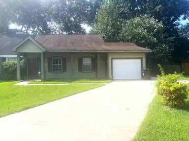 Main picture of 113 Saddlehorn Dr