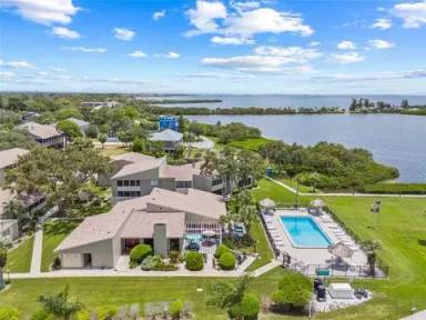 Main picture of 416 Windrush Bay Dr