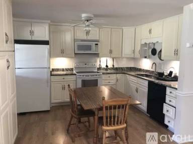 Main picture of 3948 Link Ave