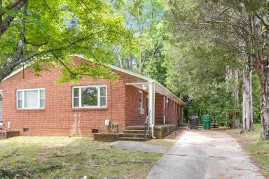 Main picture of 507 Steele St