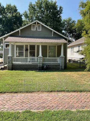 Main picture of 529 W Forest St