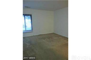 Main picture of 10125 Prince Pl