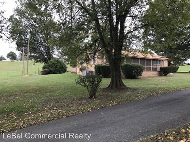 Main picture of 5615 Myers Rd