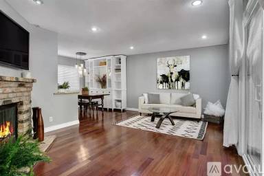 Main picture of 2319 Curlew St