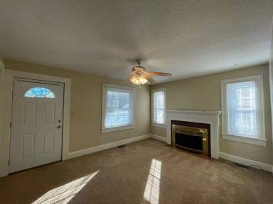 Main picture of 309 Warn St