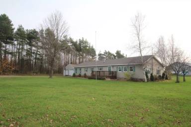 Main picture of 21502 Cole Rd