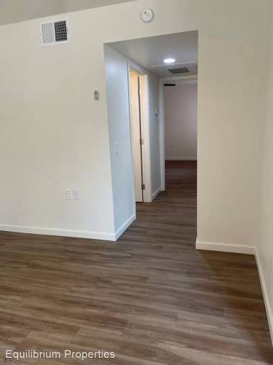 Main picture of 4440 E 29th St