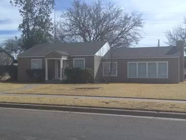 Main picture of 2509 33rd St
