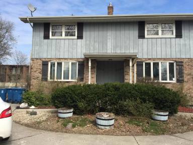 Main picture of 9235 Kennedy Ave