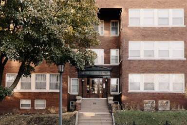 Main picture of 809 Douglas Ave