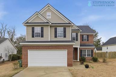 Main picture of 208 Blue Mountain Dr