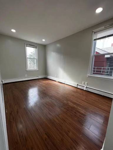 Main picture of 139 Lake Ave