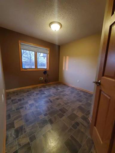 Main picture of 30010 108th St NW