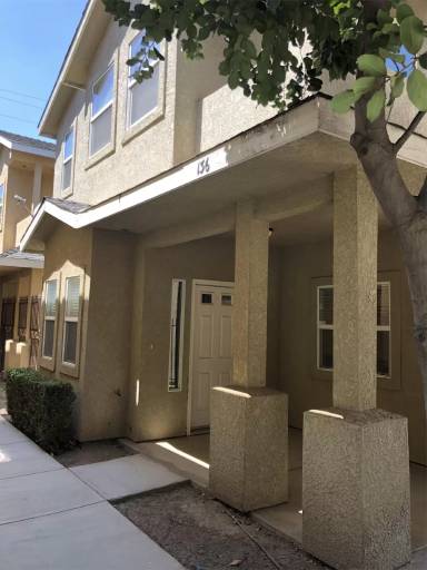 Main picture of 172 S Filbert Rd