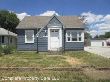 Main picture of 1404 W Bethel Ave