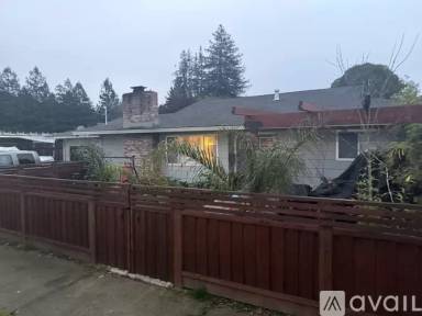 Main picture of 3136 Hoen Ave