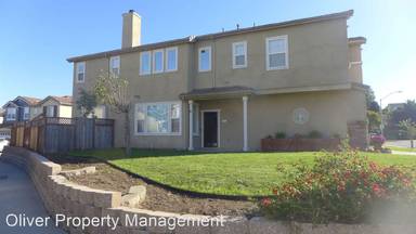 Main picture of 12 Egret Ln