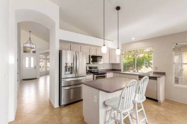 Main picture of 1629 S Ash Dr