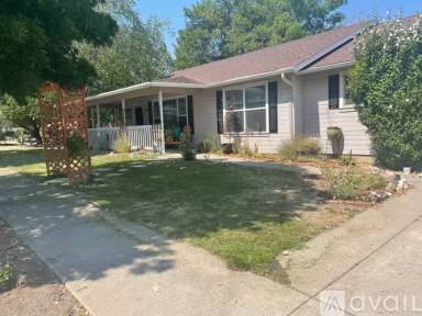 Main picture of 2515 Spring Hill Dr