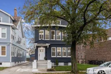 Main picture of 440 N Grove St
