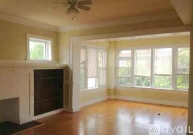 Main picture of 5808 W Erie St