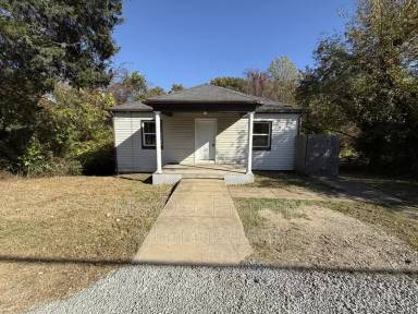 Main picture of 1719 Lafayette Blvd