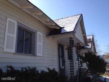 Main picture of 900 Orchard St