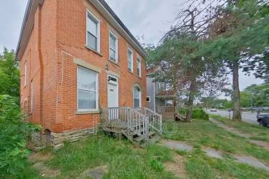 Main picture of 1695 E Weber Rd